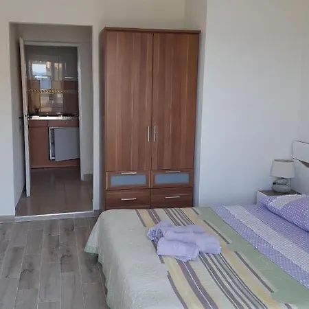Vinka A2 Apartman Igrane
